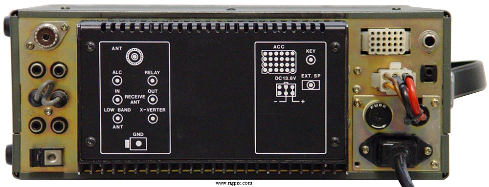 ic745 back