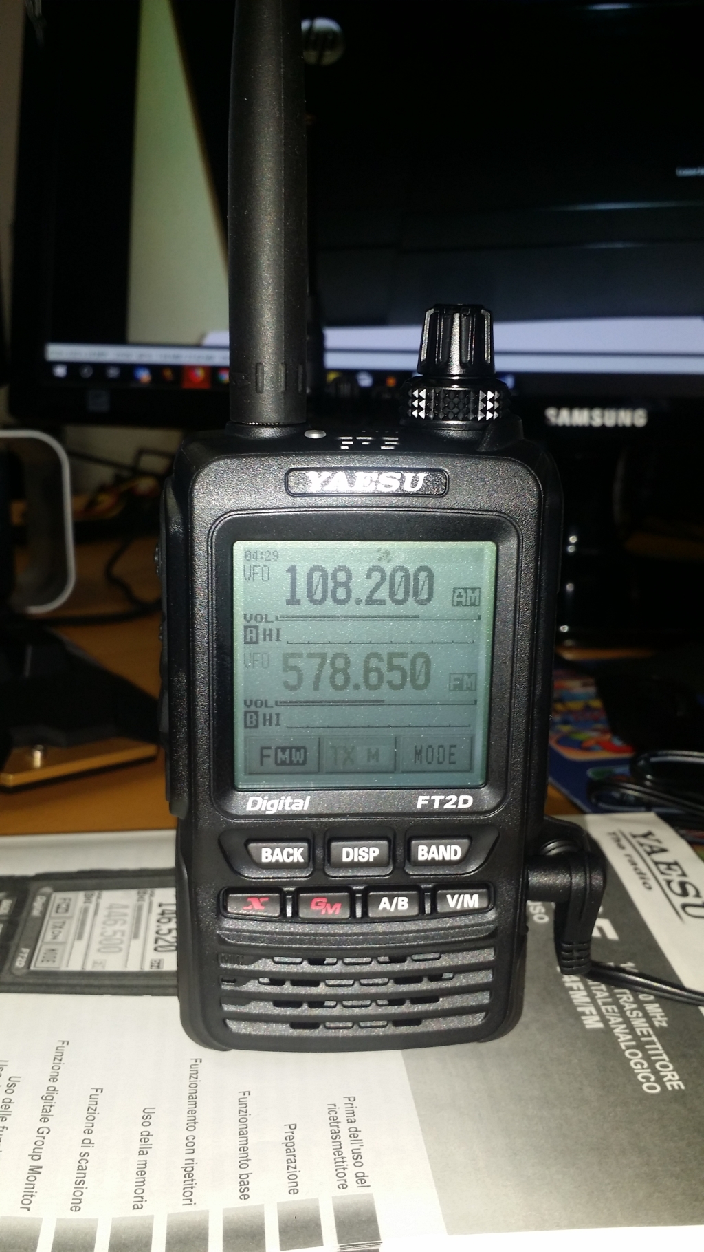 Yaesu Ft2d