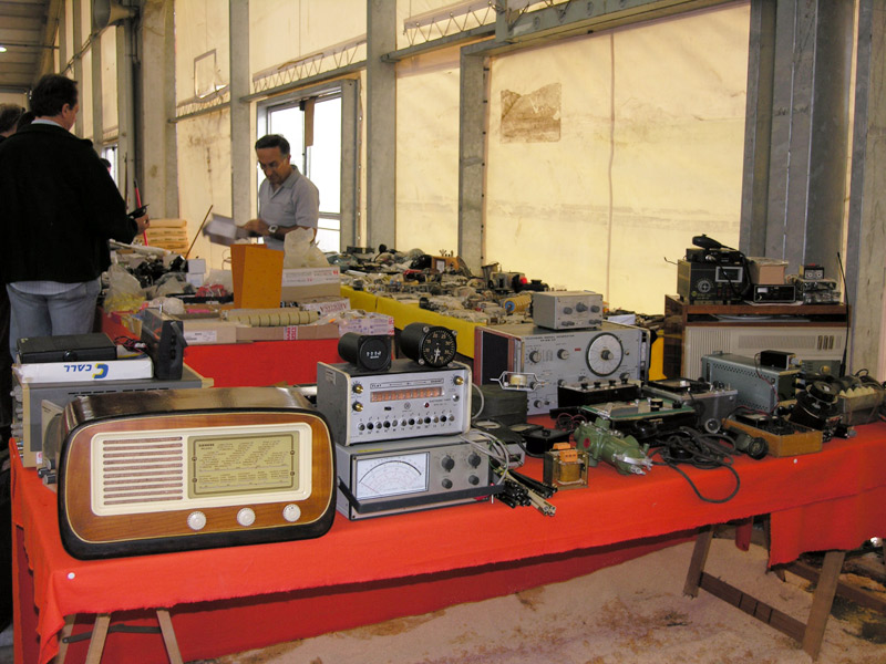 18.09.2011-mostra-elettronica-villapotenza-g